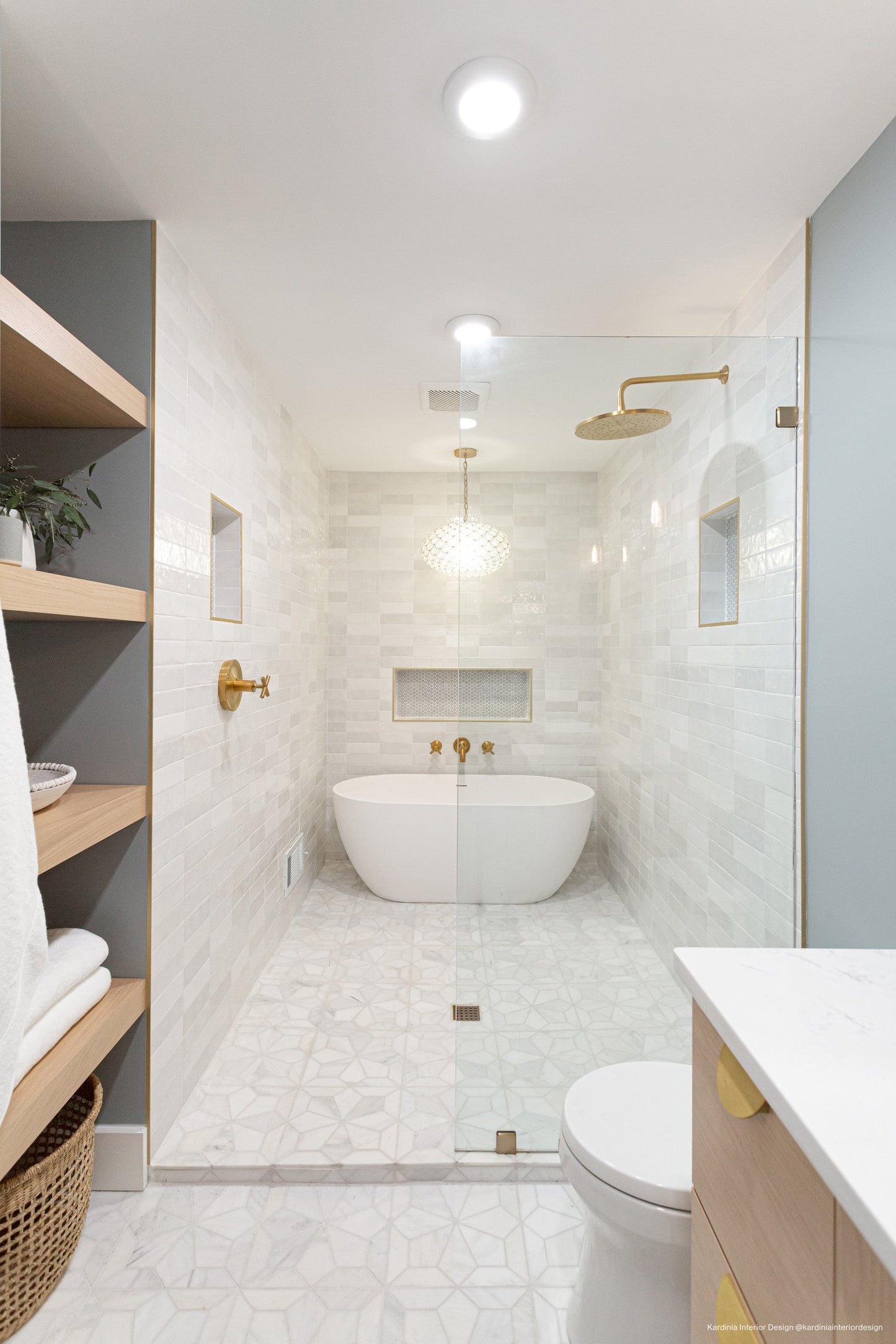 Blomma Mosaic Tile