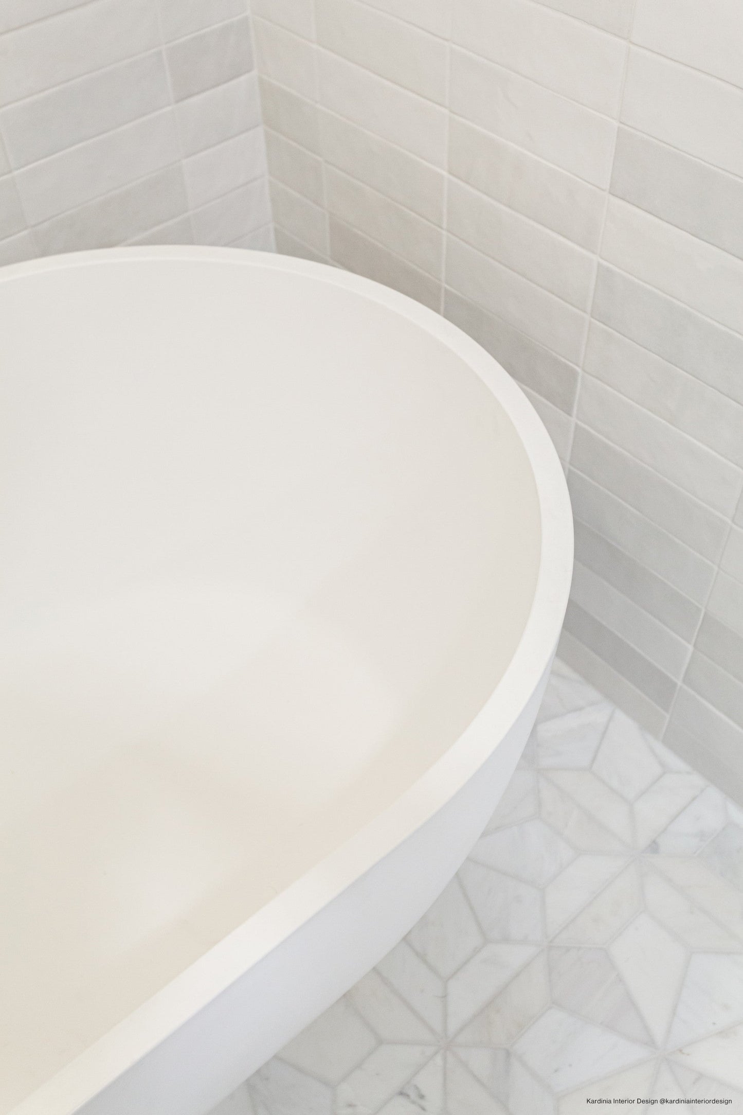 Blomma Mosaic Tile