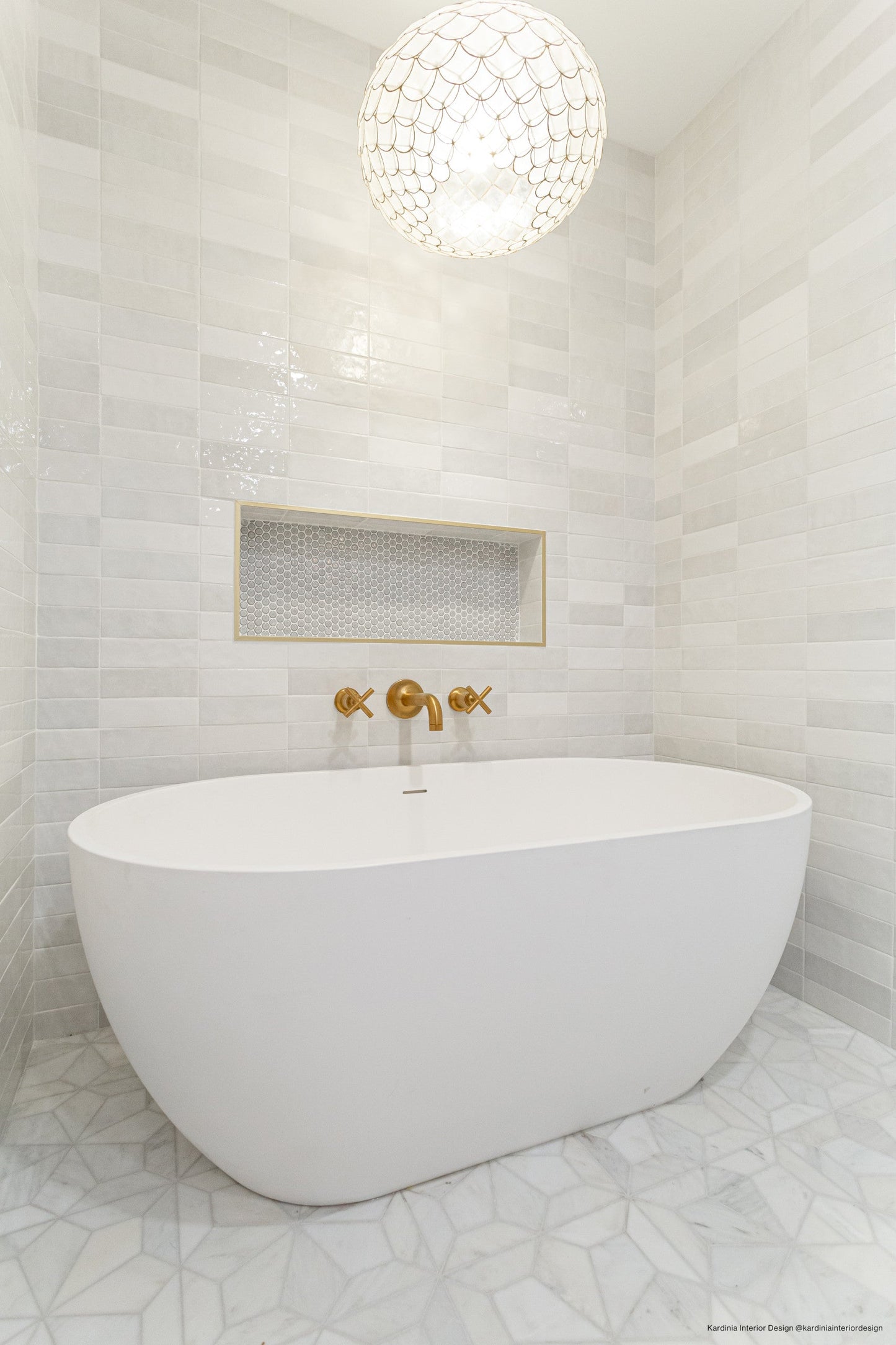 Blomma Mosaic Tile