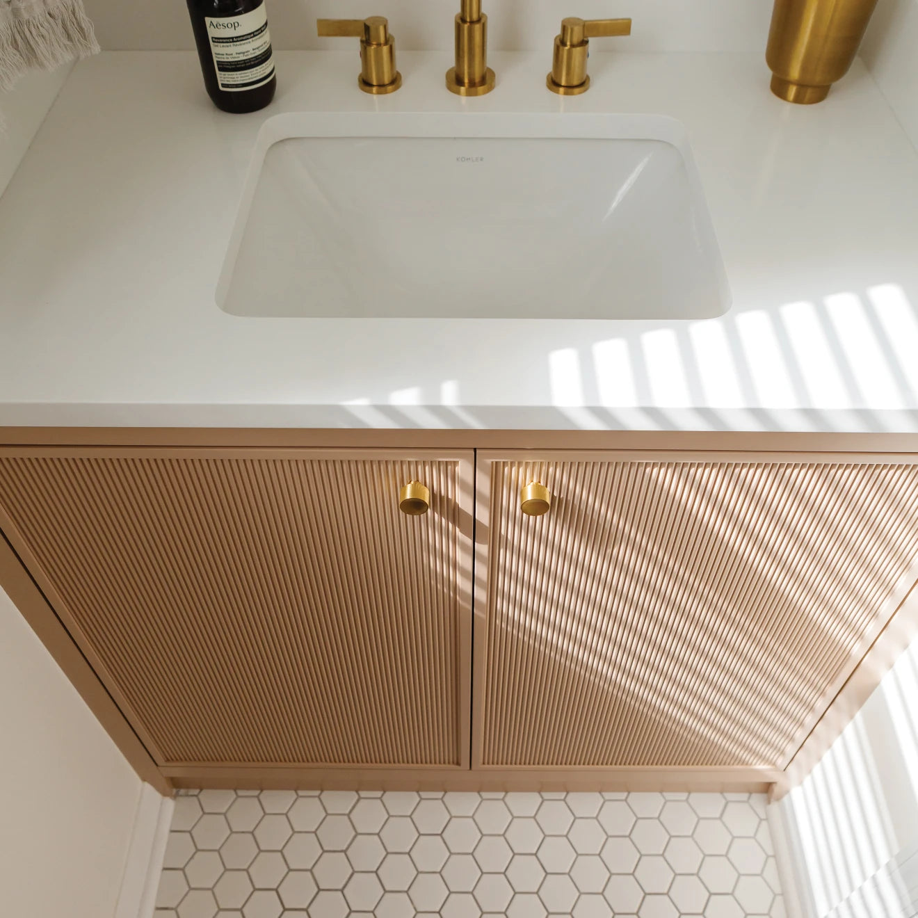 Le Café 2" x 2" Hexagon Mosaic Tile