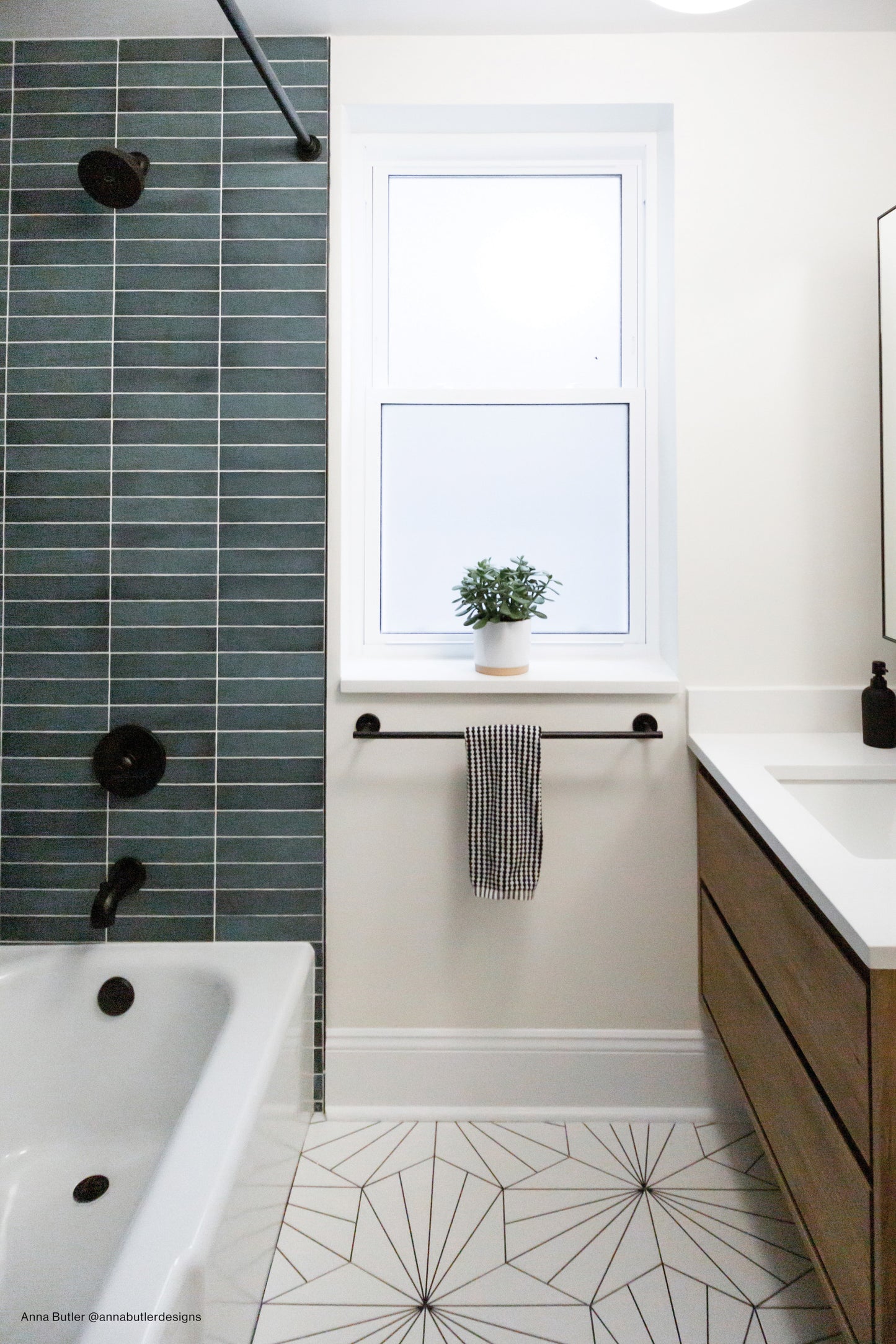 Makoto Rectangle Wall Tile