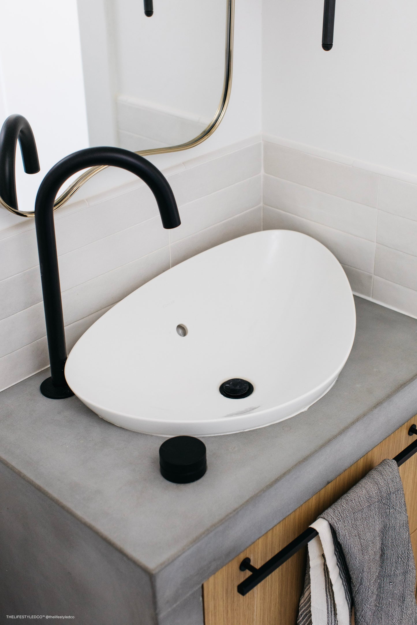 Makoto Rectangle Wall Tile