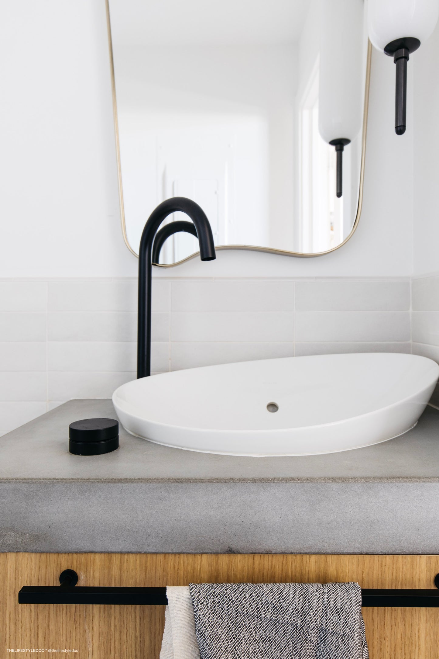 Makoto Rectangle Wall Tile