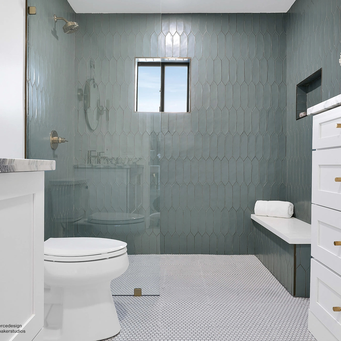 Reine Pickett Pattern Field Tile